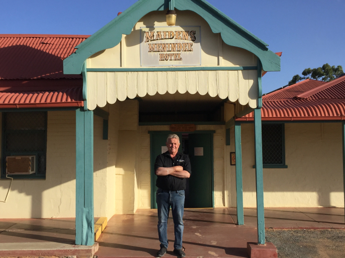 Last drinks a real chance for Menindee's Maidens Hotel