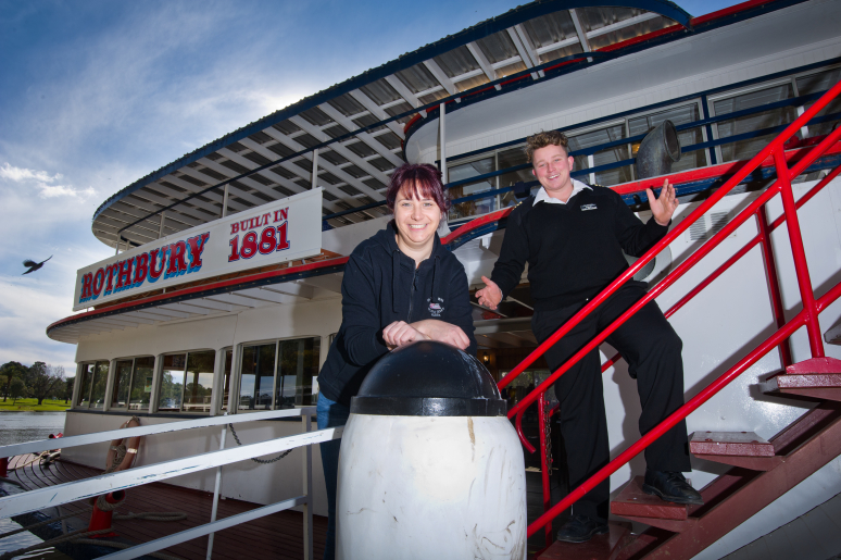 Mildura Paddle Steamers cruising despite border closure