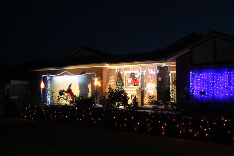 News 4 Springfield Va Christmas Lights 2022 Christmas Decorations Catch Eyes