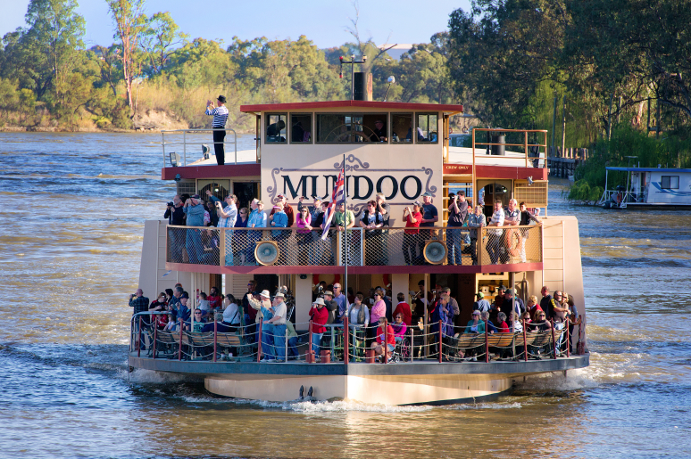 PS Melbourne Centenary River Festival Paddle boats