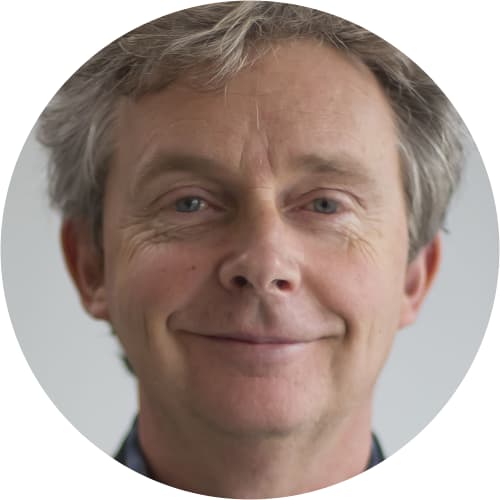 Steve Braunias